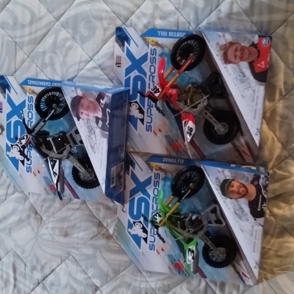 Lot of 3 1/10 scale SX supercross first edition toys - Picture 1 of 1